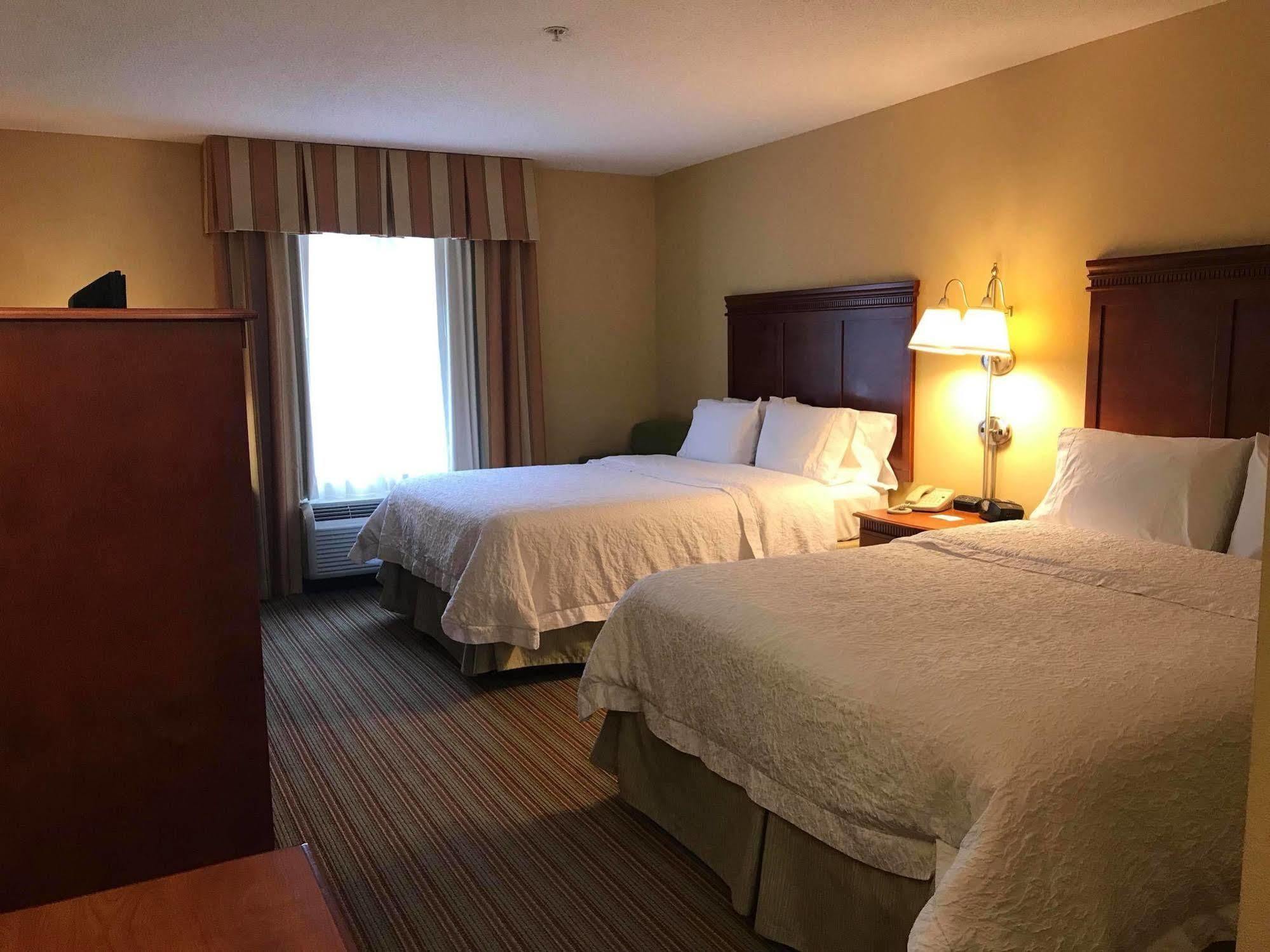 Hampton Inn Elkins Kültér fotó